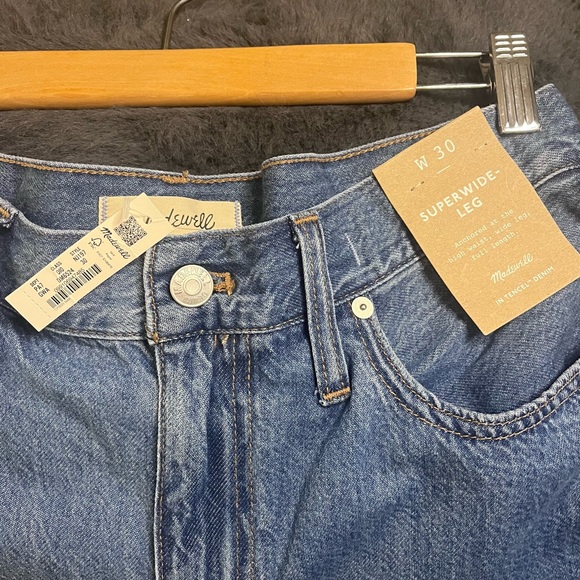 Madewell Superwide-Leg Jeans in Lessard Wash - Picture 5 of 6